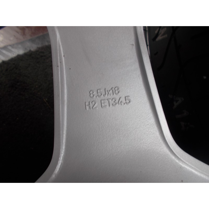 Mercedes CLS W218 18Zoll AMG 255/40R18 285/35R18 Pirelli NEU